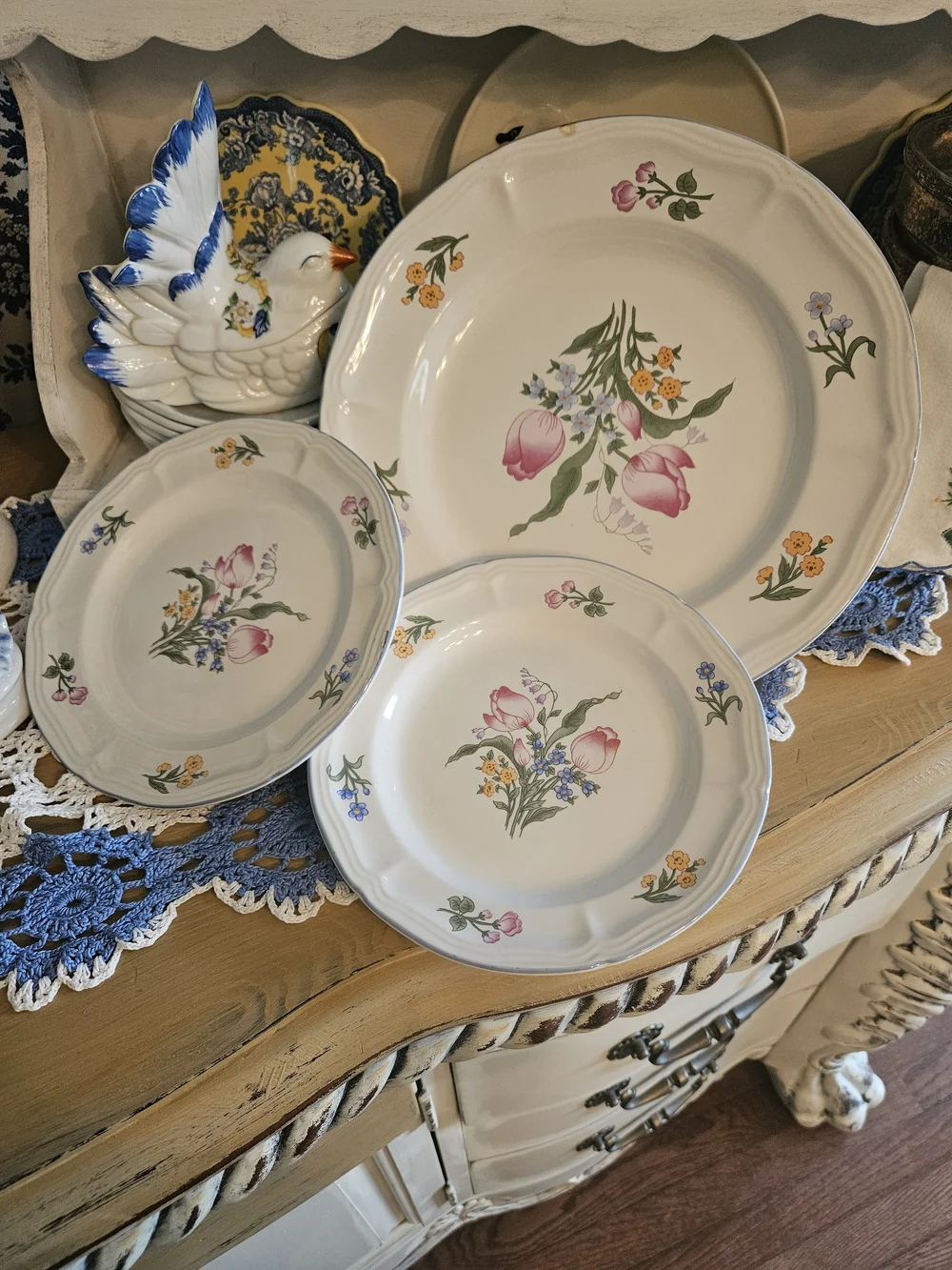 Floral Butterfly China Plate Set – 1 Large 12